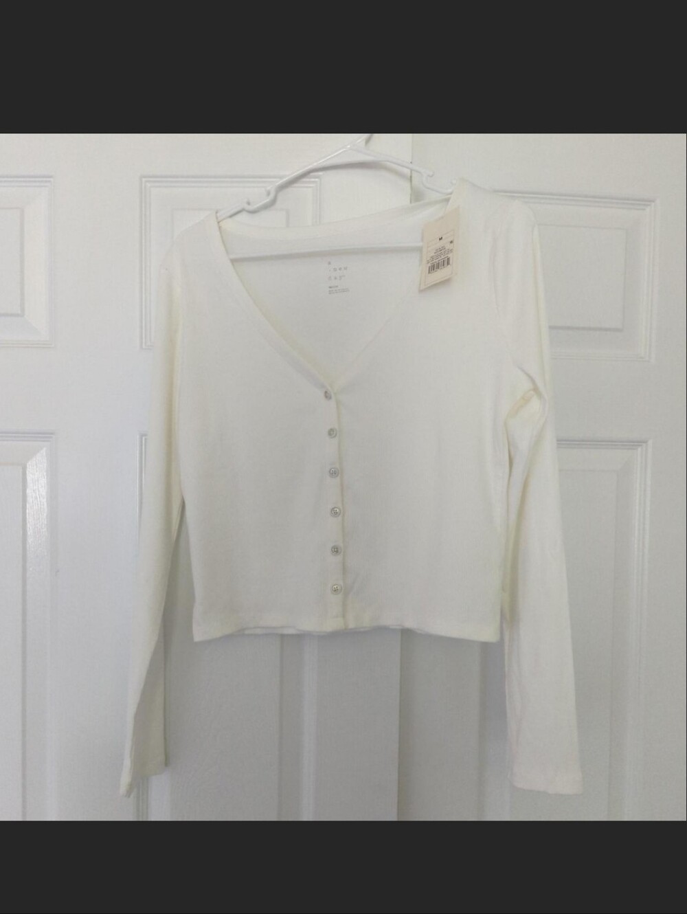 A New Day Women's White V-Neck Button Front Long Sleeve Top